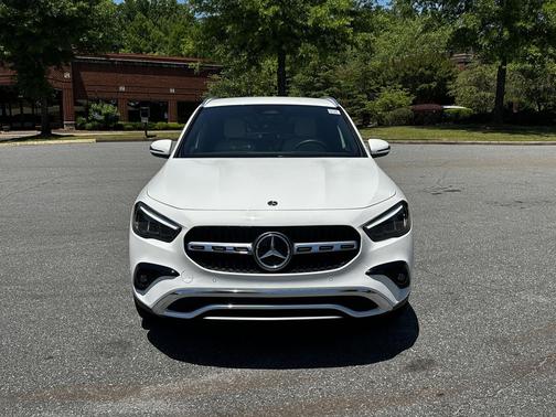 White 2025 Mercedes-Benz GLA 250 4MATIC