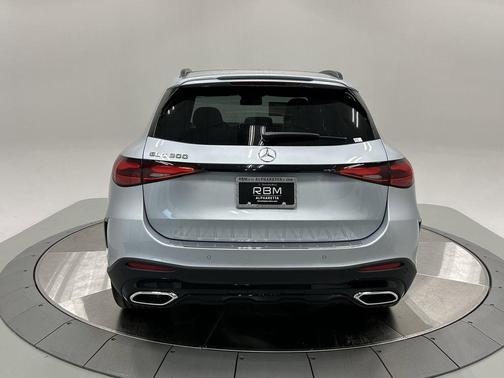 2026 Mercedes-Benz GLC 300 Base
