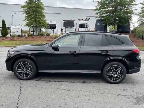 2025 Mercedes-Benz GLC 300 4MATIC