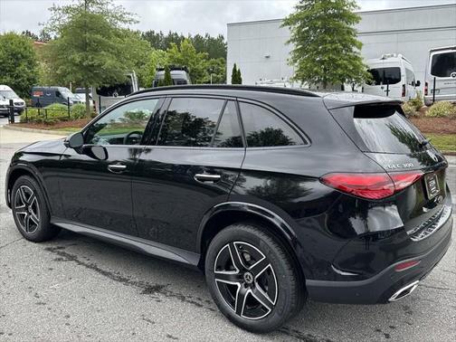 2025 Mercedes-Benz GLC 300 4MATIC
