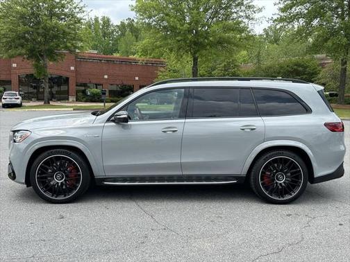 2025 Mercedes-Benz AMG GLS 63 Base
