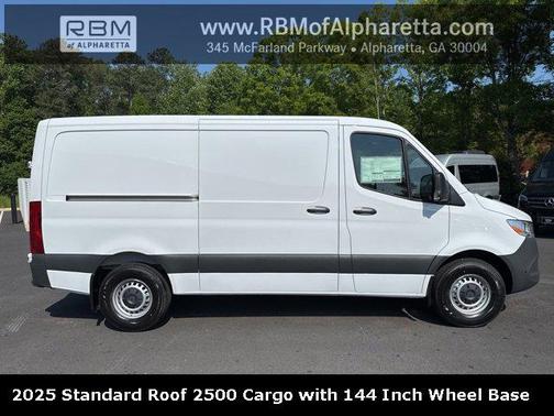 2025 Mercedes-Benz Sprinter 2500 Standard Roof