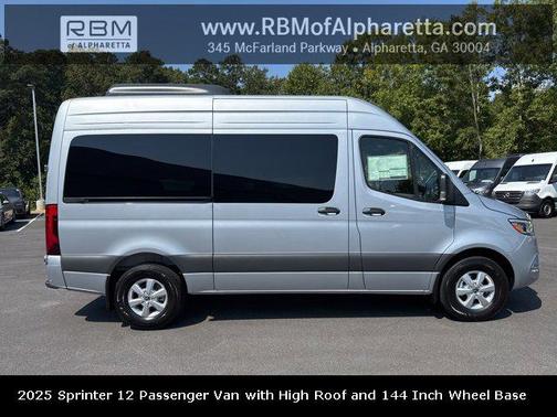 2025 Mercedes-Benz Sprinter 2500 Passenger 144 WB
