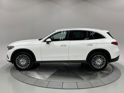 2025 Mercedes-Benz GLC 300 4MATIC