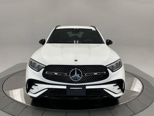 2025 Mercedes-Benz GLC 300 4MATIC