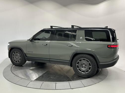 2026 Rivian R1S Launch Edition