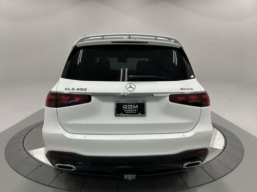 2026 Mercedes-Benz GLS 450 4MATIC