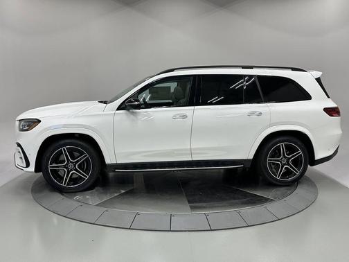 2026 Mercedes-Benz GLS 450 4MATIC