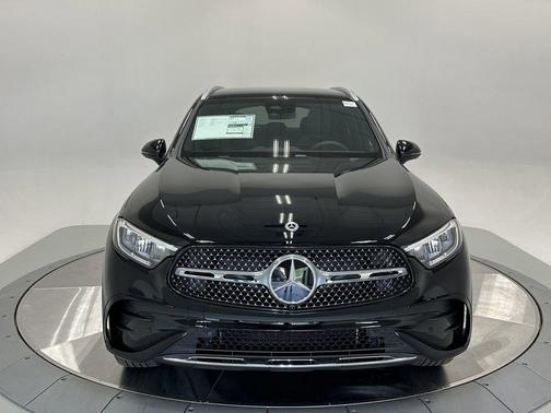2026 Mercedes-Benz GLC 300 Base