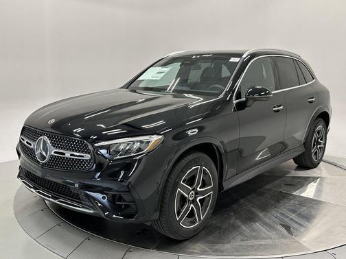 2026 Mercedes-Benz GLC 300 Base