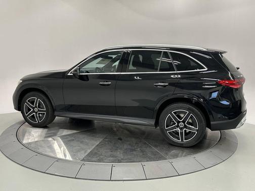 2026 Mercedes-Benz GLC 300 Base