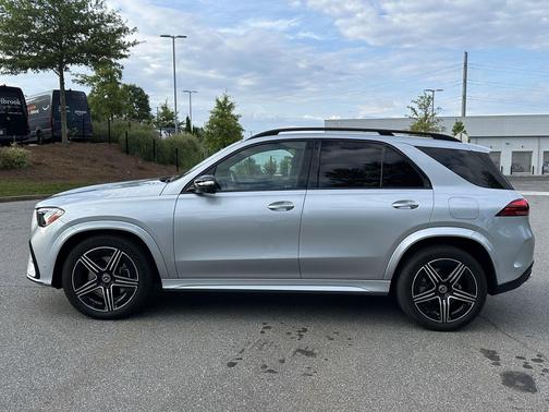 2025 Mercedes-Benz GLE 450e 4MATIC