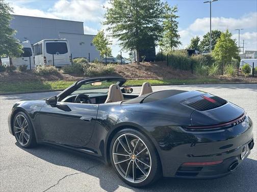 2022 Porsche 911 Carrera