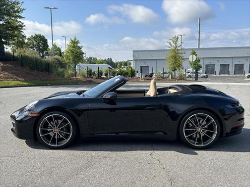 2022 Porsche 911 Carrera