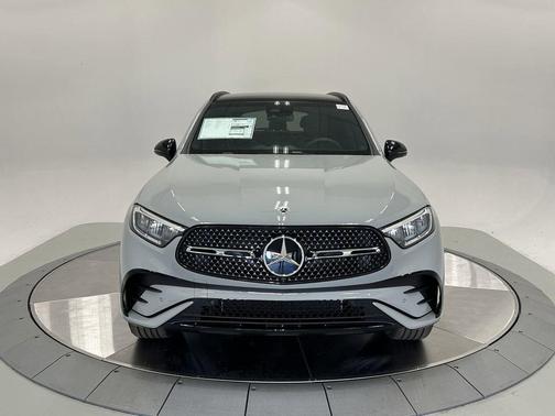 2026 Mercedes-Benz GLC 300 4MATIC