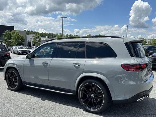 2025 Mercedes-Benz GLS 580 4MATIC