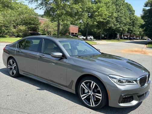 2019 BMW 750 i xDrive