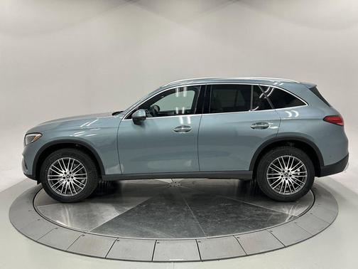 2026 Mercedes-Benz GLC 300 Base