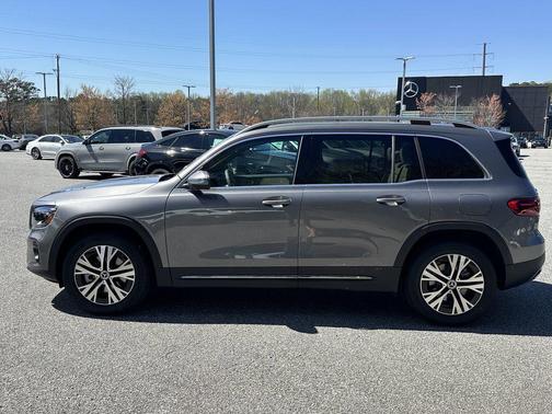 Mountain Grey Metallic 2026 Mercedes-Benz GLB 250 Base