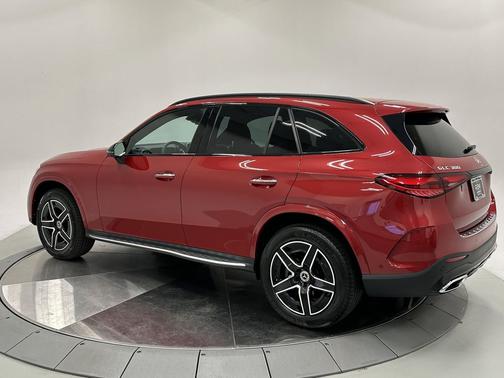 2024 Mercedes-Benz GLC 300 Base