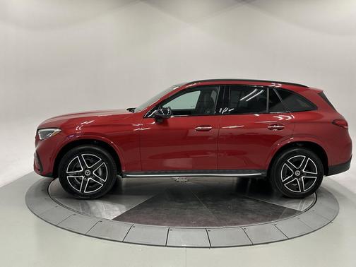 2024 Mercedes-Benz GLC 300 Base