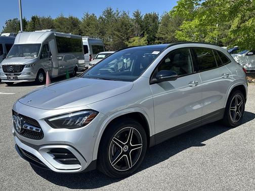 2025 Mercedes-Benz GLA 250 4MATIC