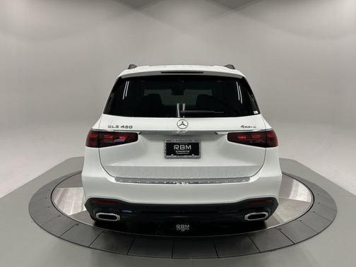 2026 Mercedes-Benz GLS 450 4MATIC