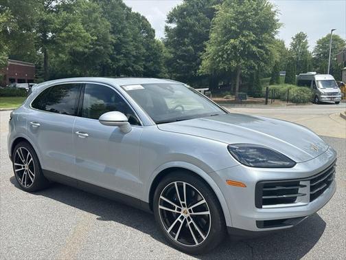 2024 Porsche Cayenne Base