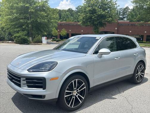 2024 Porsche Cayenne Base