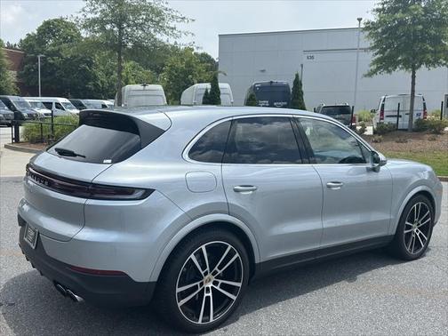 2024 Porsche Cayenne Base