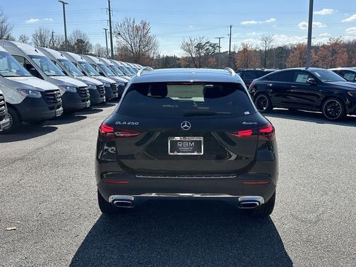 2025 Mercedes-Benz GLA 250 4MATIC