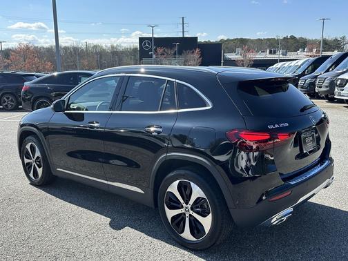 2025 Mercedes-Benz GLA 250 4MATIC