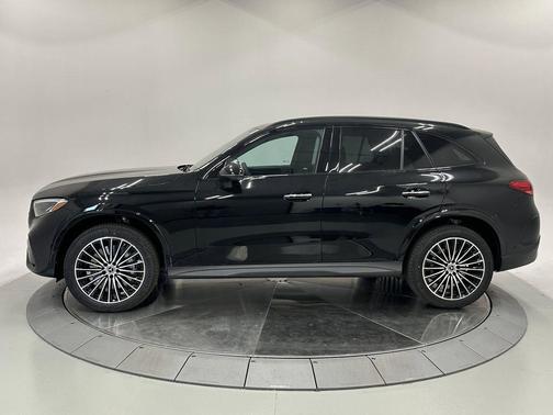 2026 Mercedes-Benz GLC 300 Base