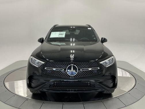 2026 Mercedes-Benz GLC 300 Base