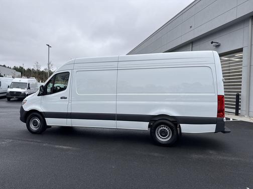 2024 Mercedes-Benz Sprinter 2500 Crew 170 WB