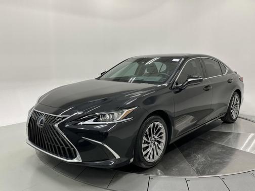 2024 Lexus ES 300h Luxury
