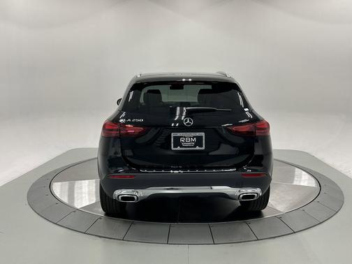 2025 Mercedes-Benz GLA 250 4MATIC