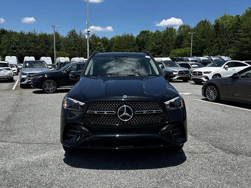 Black 2026 Mercedes-Benz GLE 450 4MATIC