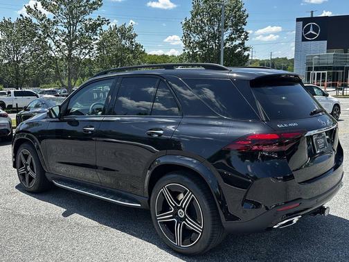 Black 2026 Mercedes-Benz GLE 450 4MATIC