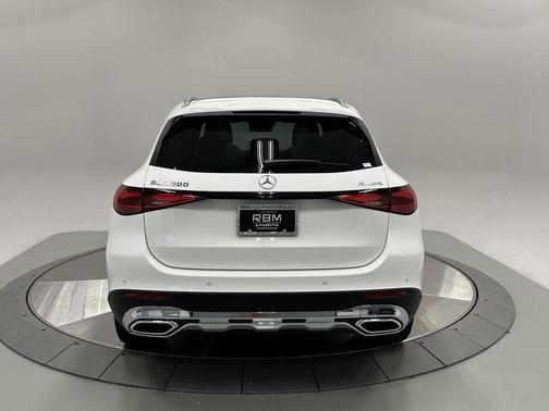 2025 Mercedes-Benz GLC 300 4MATIC
