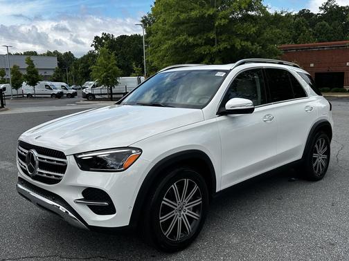 White 2026 Mercedes-Benz GLE 450e 4MATIC