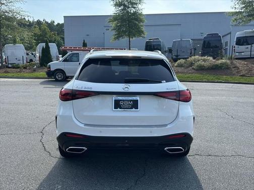 2025 Mercedes-Benz GLC 300 4MATIC