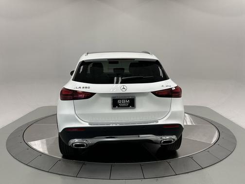 2025 Mercedes-Benz GLA 250 4MATIC