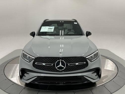 2026 Mercedes-Benz GLC 300 Base