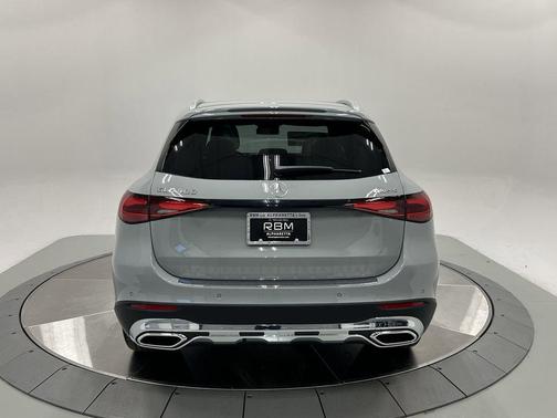 2026 Mercedes-Benz GLC 300 4MATIC