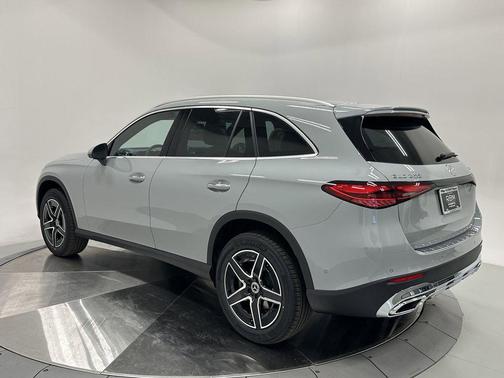 2026 Mercedes-Benz GLC 300 4MATIC