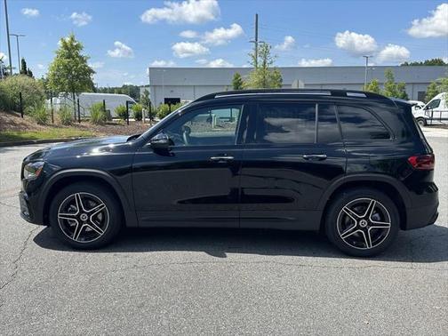 2025 Mercedes-Benz GLB 250 4MATIC