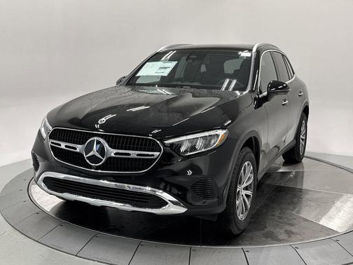 2026 Mercedes-Benz GLC 300 Base