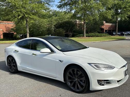 2020 Tesla Model S Long Range
