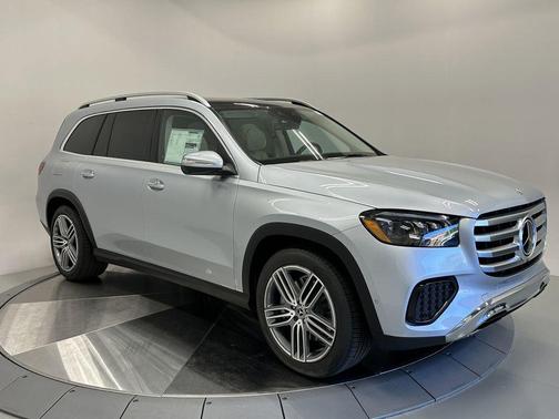 2026 Mercedes-Benz GLS 450 4MATIC